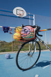 Ballons de basket dans Cube Orange